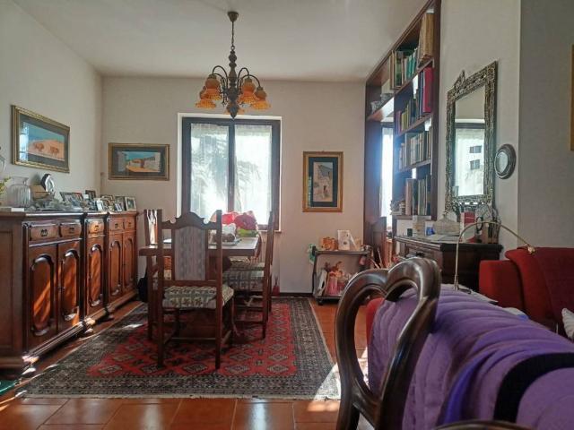 Villa Indipendente in vendita a Travo, Reggio Emilia