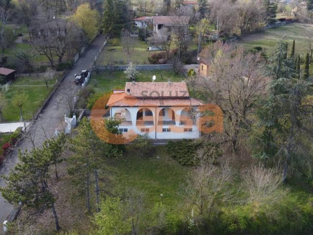 Villa Indipendente in vendita a Travo, Reggio Emilia