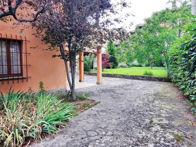 Villa Indipendente in vendita a Castello di Scrivellano, Travo