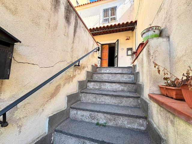 Villa Indipendente in vendita a Trecase, Campania