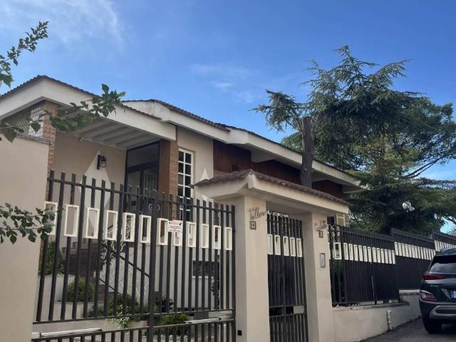 Villa Indipendente in vendita a Trecase, Campania