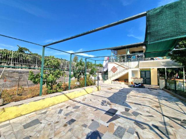 Villa Indipendente in vendita a Camaldoli della Torre, Torre Del Greco