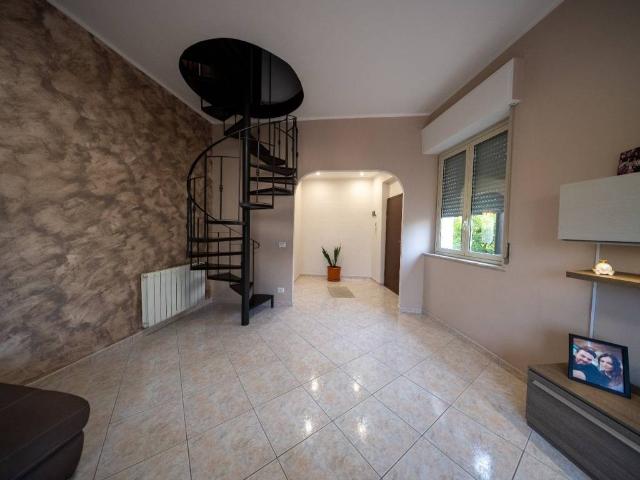 Villa Indipendente in vendita a Sant'Alfio, Trecastagni
