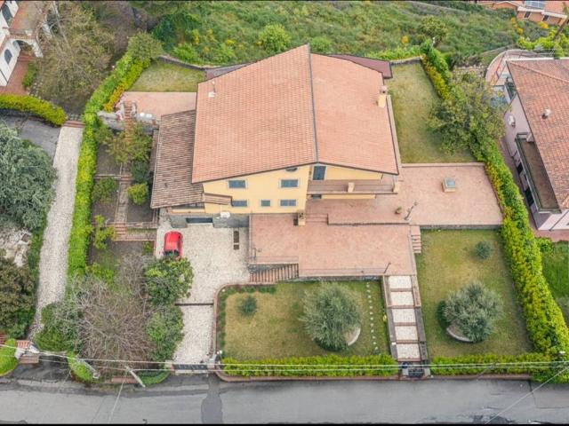 Villa Indipendente in vendita a Sant'Alfio, Trecastagni