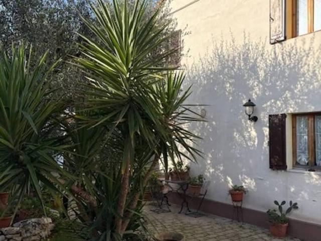Villa Indipendente in vendita a Trecastelli, Marche