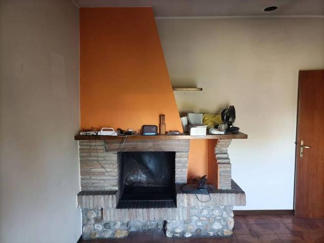 Villa Indipendente in vendita a Trecastelli, Marche
