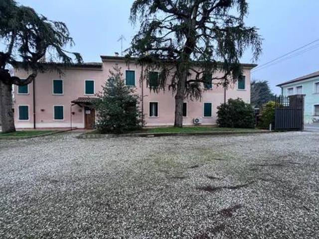 Villa Indipendente in vendita a Trecenta, Veneto