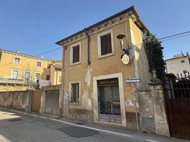 Villa Indipendente in vendita a Tregnago, Veneto