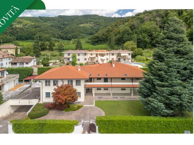 Villa Indipendente in vendita a Tregnago, Verona