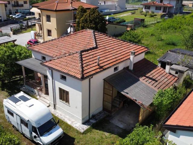 Villa Indipendente in vendita a Tregnago, Veneto