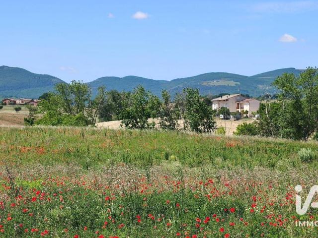 Villa Indipendente in vendita a Chiesanuova, Marche
