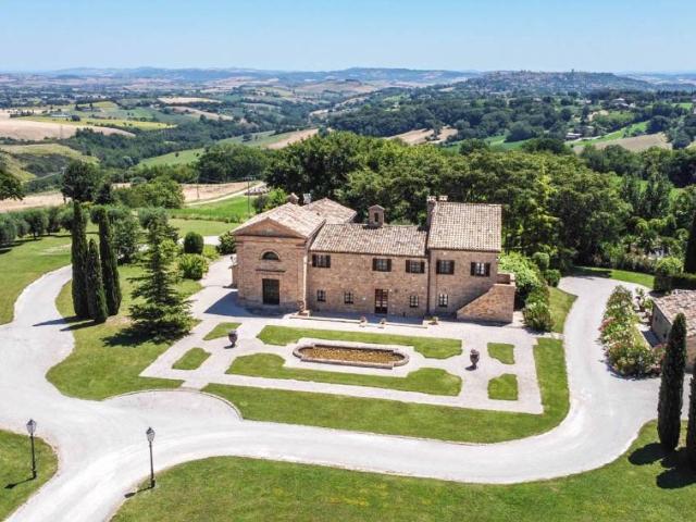 Villa Indipendente in vendita a Marche, Macerata