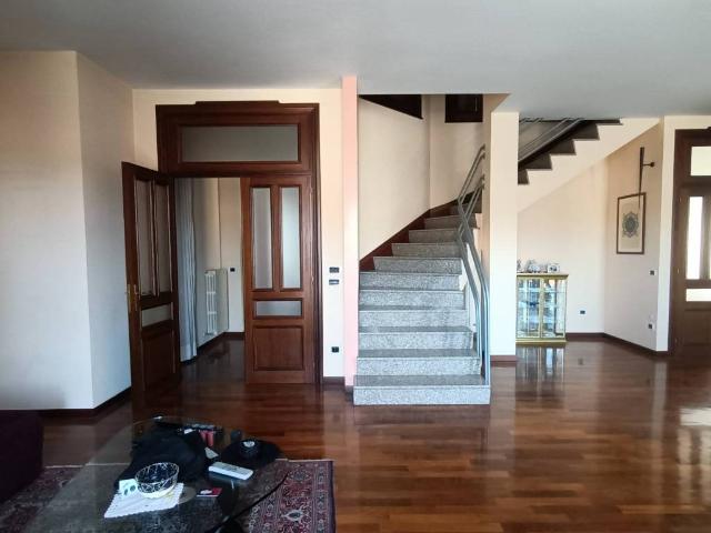Villa Indipendente in vendita a Marche, Macerata