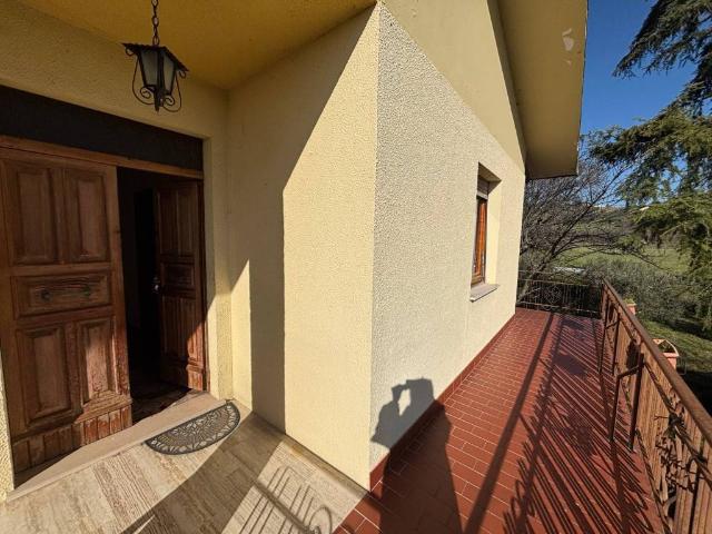 Villa Indipendente in vendita a Marche, Macerata