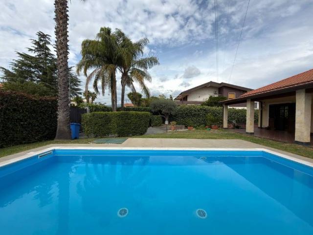 Villa Indipendente in vendita a Immacolata, Tremestieri Etneo