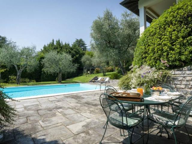 Villa Indipendente in vendita a Tremezzina, Lombardia