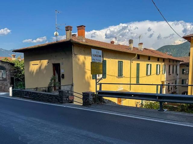 Villa Indipendente in vendita a Tremezzina, Lombardia