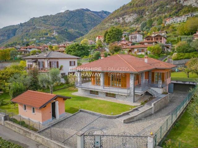 Villa Indipendente in vendita a Casanova, Tremezzina