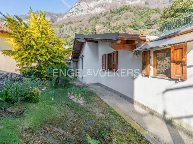Villa Indipendente in vendita a Spurano, Tremezzina