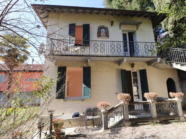 Villa Indipendente in vendita a Rogaro, Tremezzina