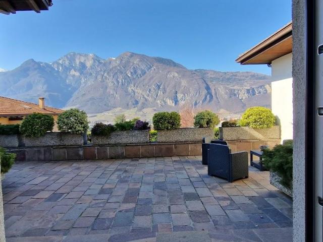 Villa Indipendente in vendita a Territorio Val d'Adige, Trento