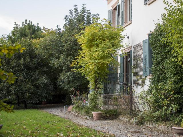 Villa Indipendente in vendita a Territorio Val d'Adige, Trento