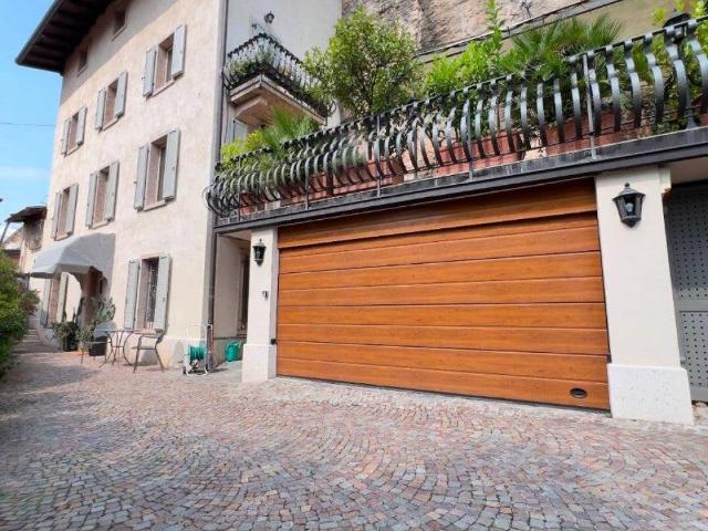 Villa Indipendente in vendita a Territorio Val d'Adige, Trento