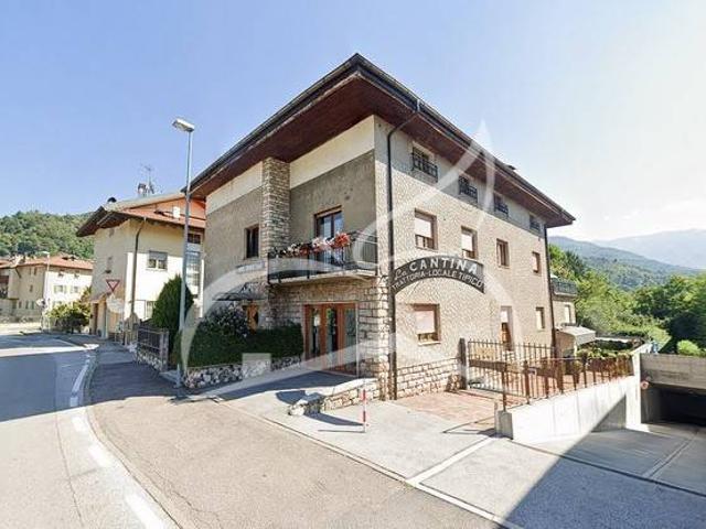 Villa Indipendente in vendita a Territorio Val d'Adige, Trento
