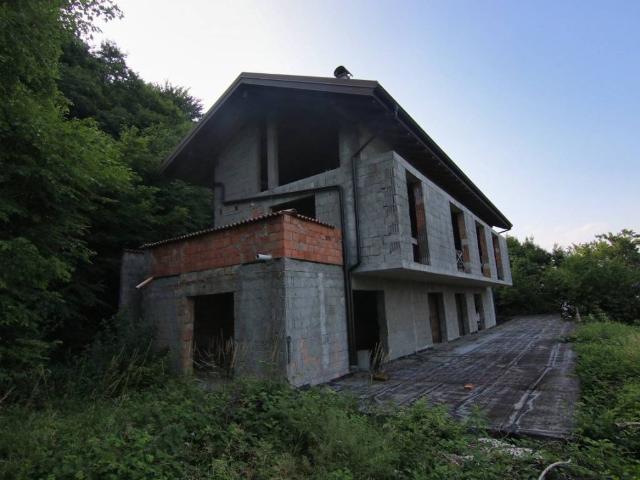 Villa Indipendente in vendita a Territorio Val d'Adige, Trento