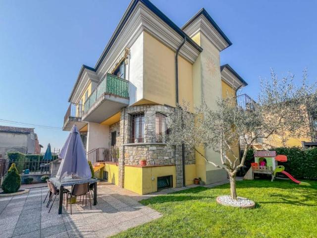 Villa Indipendente in vendita a Trenzano, Lombardia