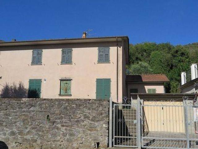 Villa Indipendente in vendita a Unione di comuni Montana Lunigiana, Tresana