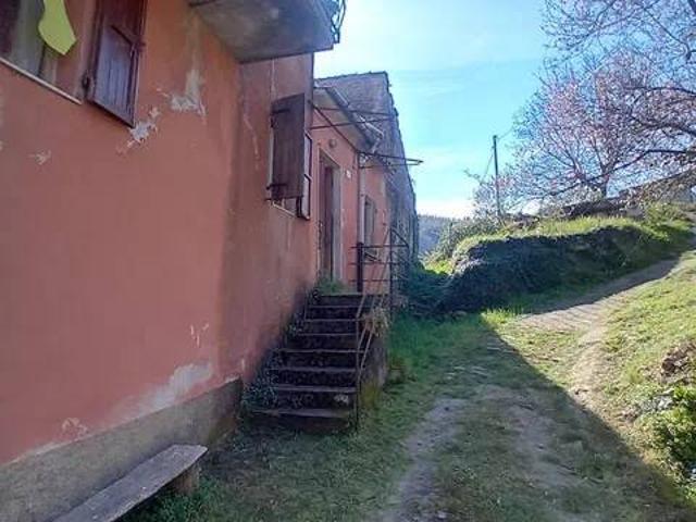 Villa Indipendente in vendita a Unione di comuni Montana Lunigiana, Tresana