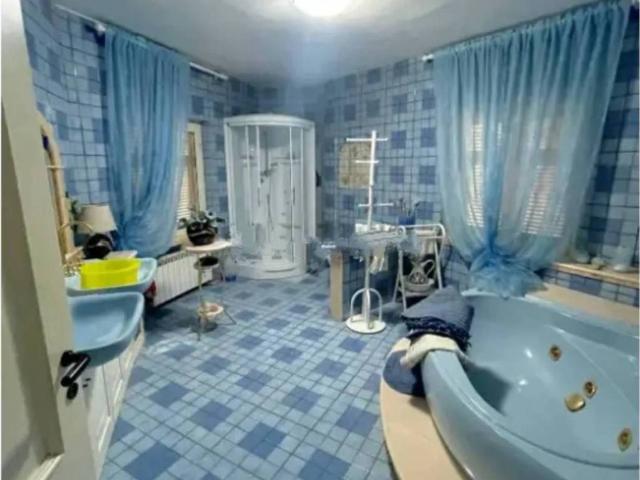 Villa Indipendente in vendita a Unione di comuni Montana Lunigiana, Tresana