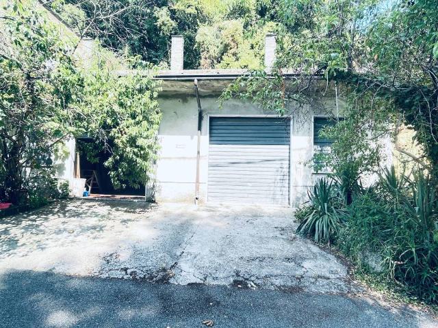 Villa Indipendente in vendita a Careggia, Tresana