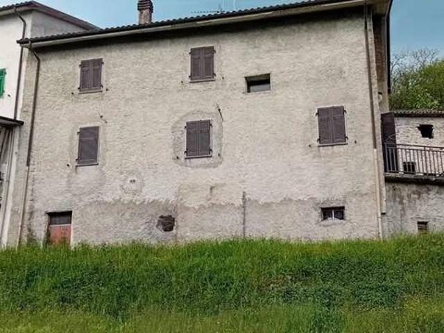 Villa Indipendente in vendita a Unione di comuni Montana Lunigiana, Tresana