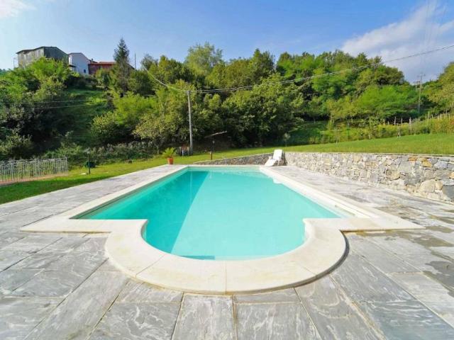Villa Indipendente in vendita a Unione di comuni Montana Lunigiana, Tresana