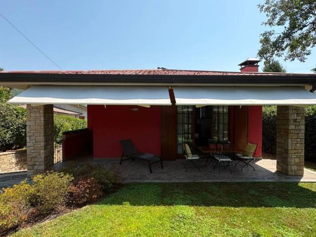 Villa Indipendente in vendita a Trescore Balneario, Lombardia