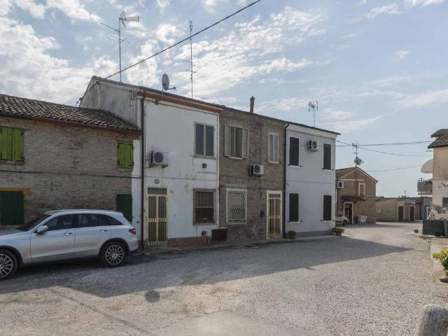 Villa Indipendente in vendita a Unione Terre e Fiumi, Formignana
