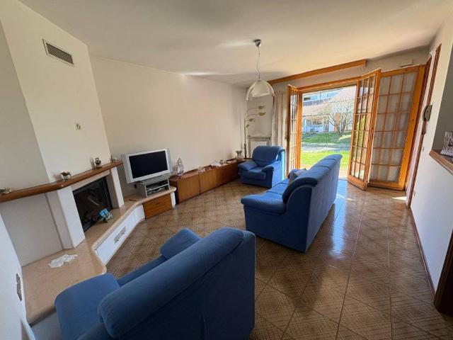 Villa Indipendente in vendita a Unione Terre e Fiumi, Formignana