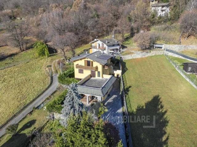 Villa Indipendente in vendita a Tresivio, Lombardia