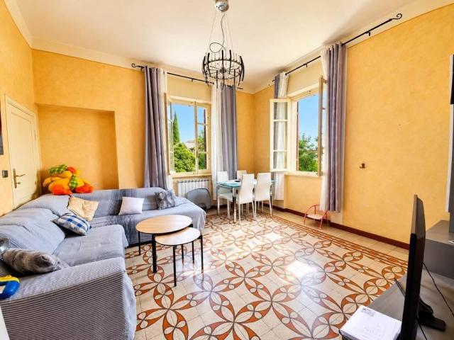 Villa Indipendente in vendita a Borgo di Trevi, Trevi