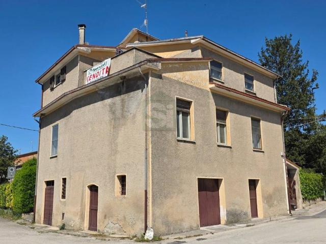 Villa Indipendente in vendita a Trevi, Umbria