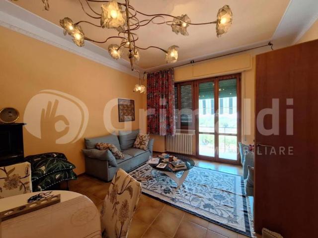 Villa Indipendente in vendita a Trevi, Umbria