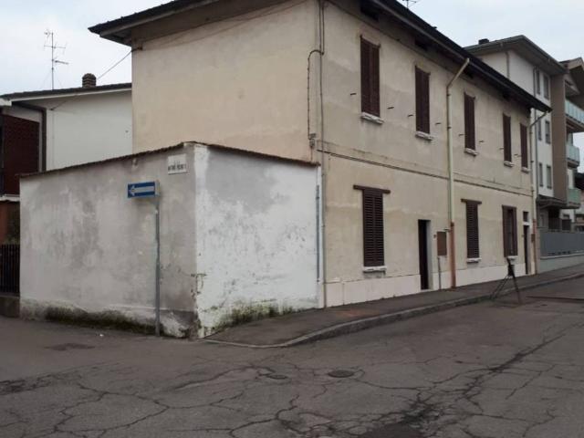 Villa Indipendente in vendita a Treviglio, Lombardia