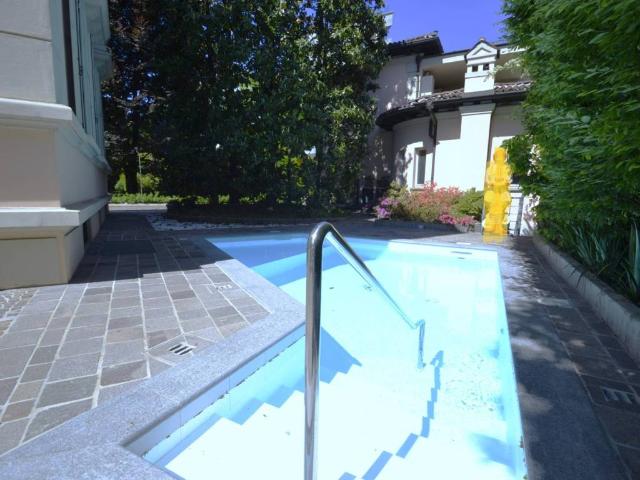 Villa Indipendente in vendita a Treviglio, Lombardia