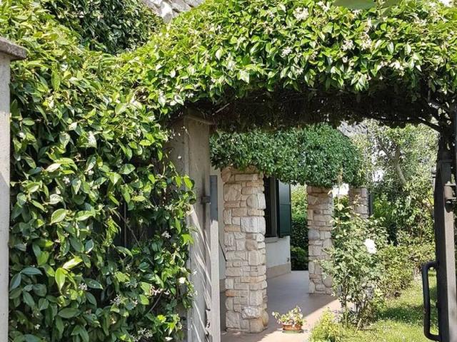 Villa Indipendente in vendita a Treviglio, Lombardia