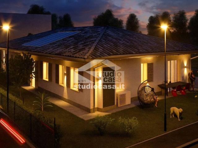 Villa Indipendente in vendita a Treviglio, Lombardia