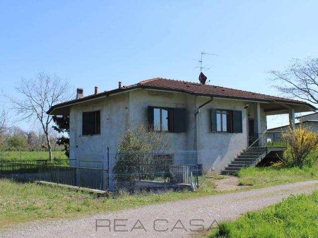 Villa Indipendente in vendita a Treviglio, Lombardia