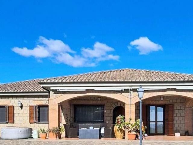 Villa Indipendente in vendita a Roma Capitale, Lazio