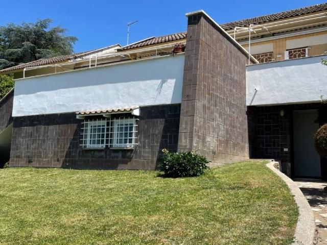 Villa Indipendente in vendita a Roma Capitale, Lazio